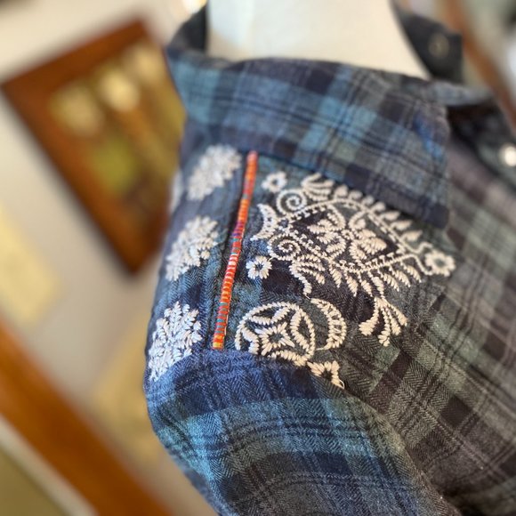 JOHNNY WAS Tunic with Embroidery XS NWT - Picture 3 of 11